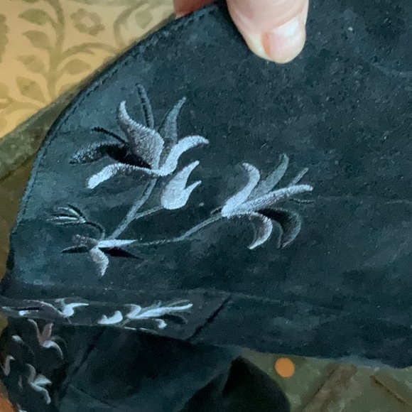 Kenneth Cole above the knee nwot embroidered boots - Picture 8 of 16